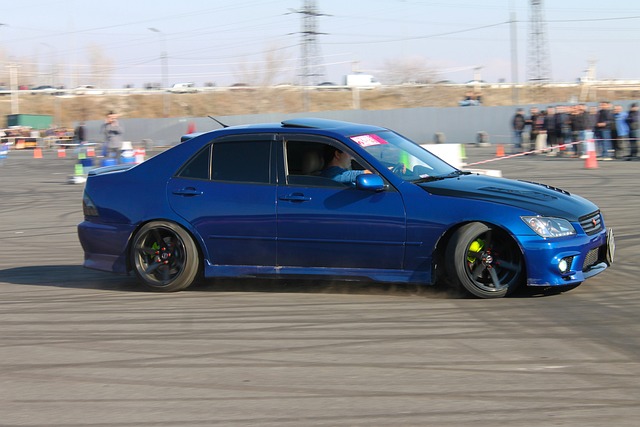 动与赛事贯 动与赛事贯